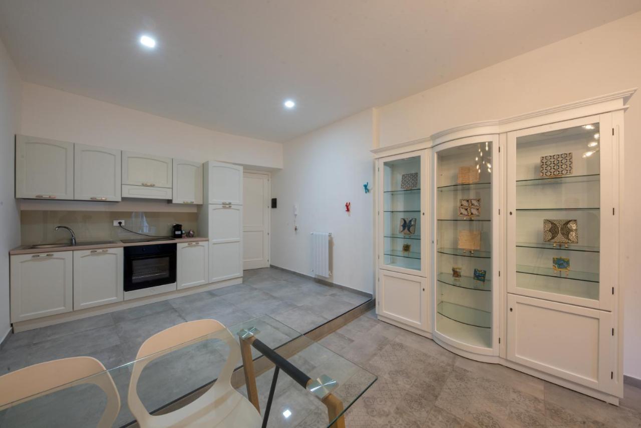 Casta Diva Luxury Apartments Palermo Exteriör bild
