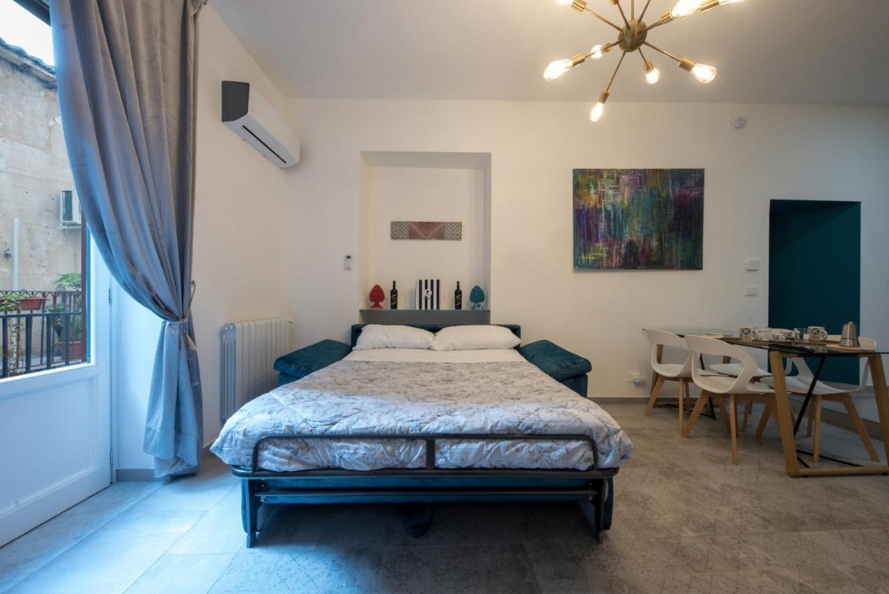 Casta Diva Luxury Apartments Palermo Exteriör bild