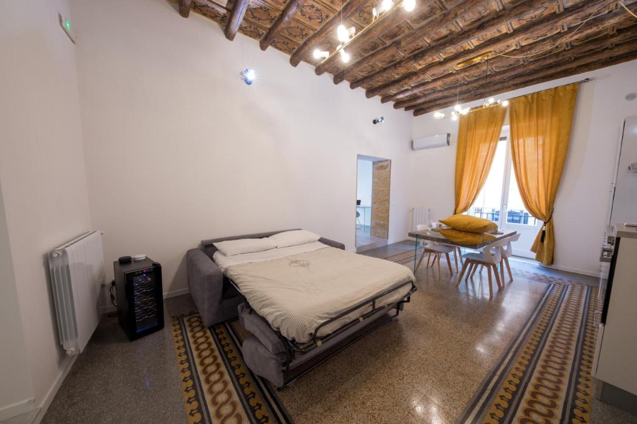 Casta Diva Luxury Apartments Palermo Exteriör bild